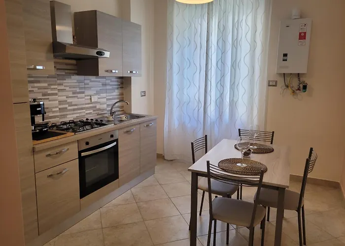 Apartment Flat 8 In House Rome